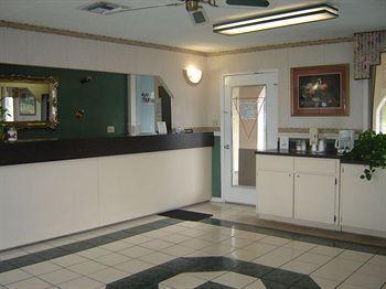 Super 8 By Wyndham Pensacola Nas Area Motel 2*